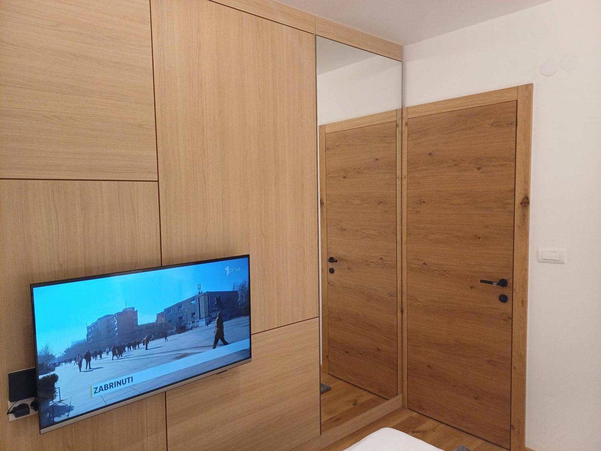 Apart Hotel Zlatni Javor, Apartment 410 亚霍里纳 外观 照片