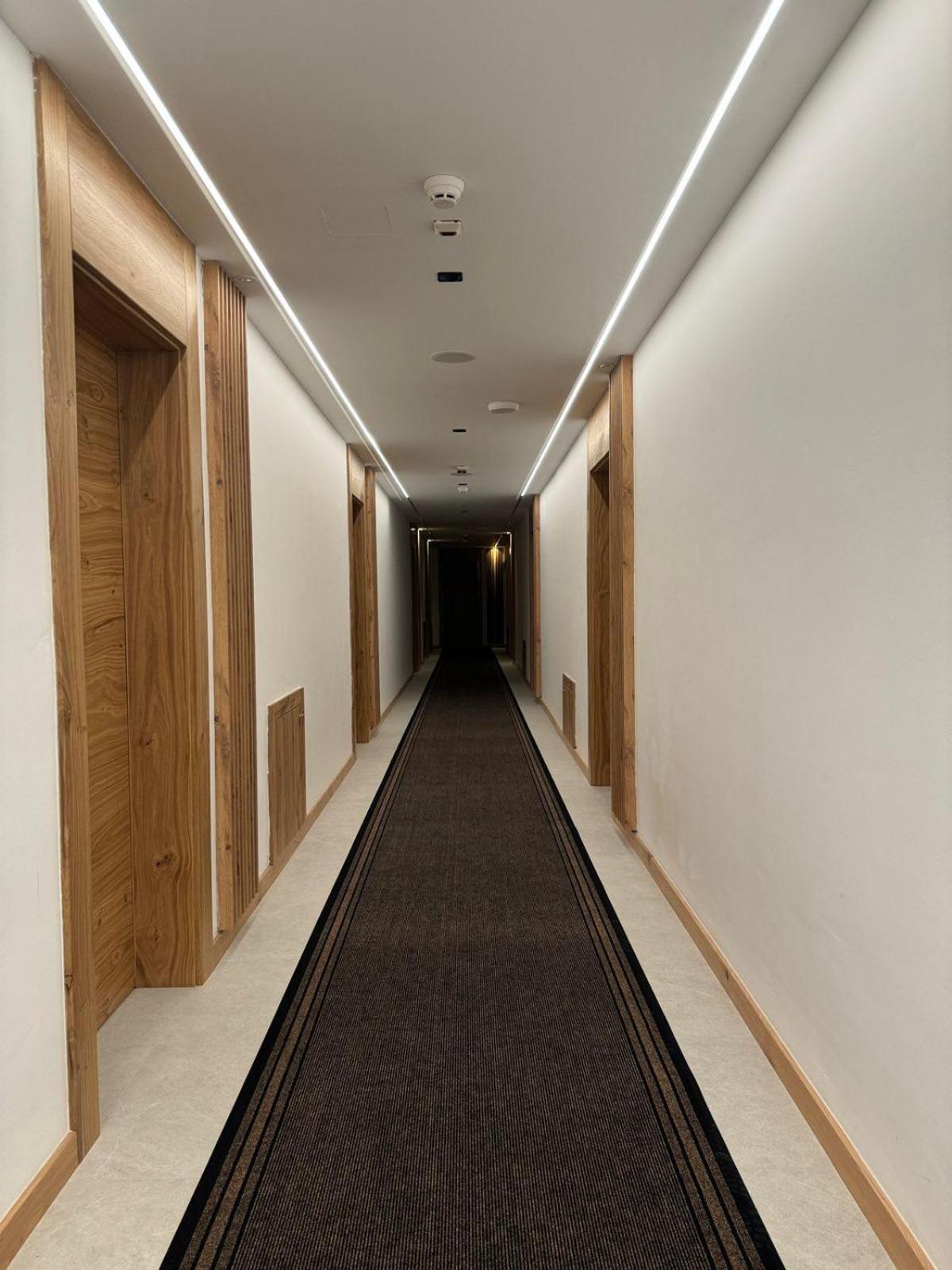 Apart Hotel Zlatni Javor, Apartment 410 亚霍里纳 外观 照片